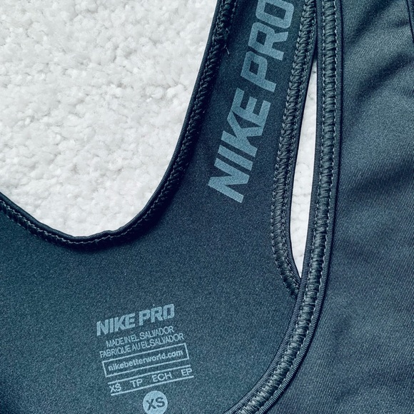 Nike Pro Racerback Tank - Picture 2 of 3